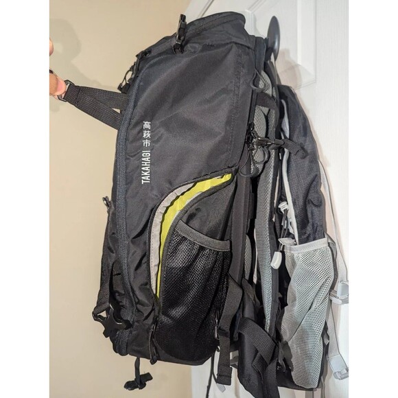 TORCH 40L Travel Backpack for Men - Large Carry On - Black NWT - Picture 9 of 10